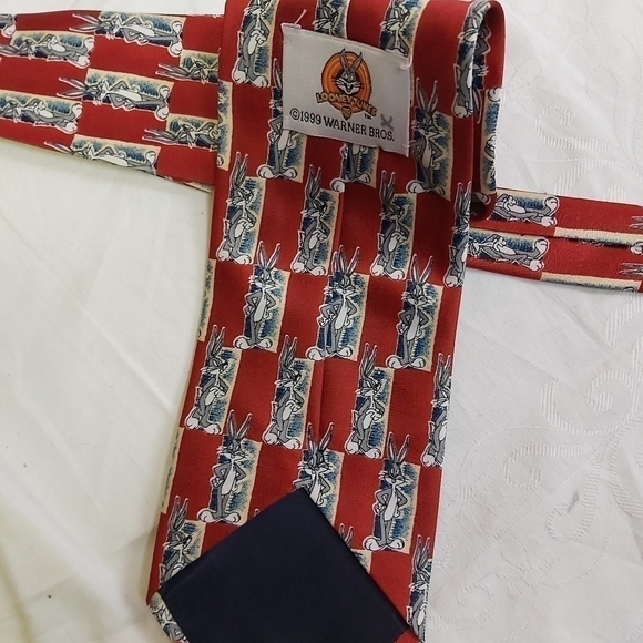 WARNER Bros Looney Tunes Tie - Picture 2 of 4